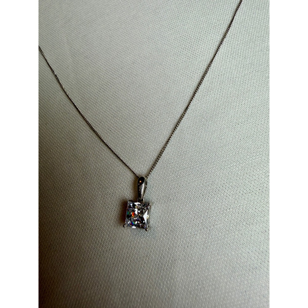 925 Sterling Silver Princess Cut Cubic Zirconia Solitaire Pendant Necklace